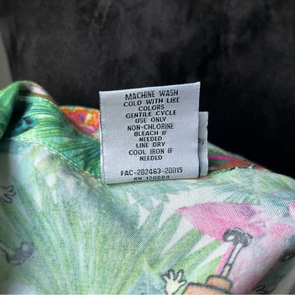 SpongeBob SquarePants Hawaiian Collared Tie-front Tank Top - Picture 8 of 10